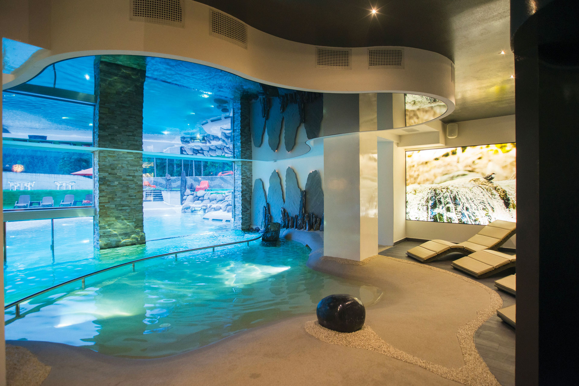 piscina-naturale-hotel